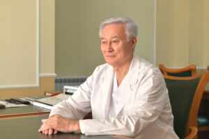 Абай БАЙГЕНЖИН: “Дәрігер уақыттан тыс өмір сүреді”